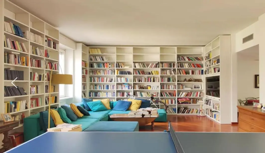 Stanza Nr 4 In Appartamento Incantevole In Zona Solari Milan 0*,